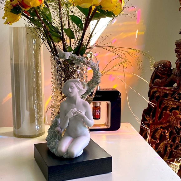 Lladro - 71078906 Figurine ADMIRATIO Breast Cancer Awareness Special Edition 🎀 - Picture 3 of 16